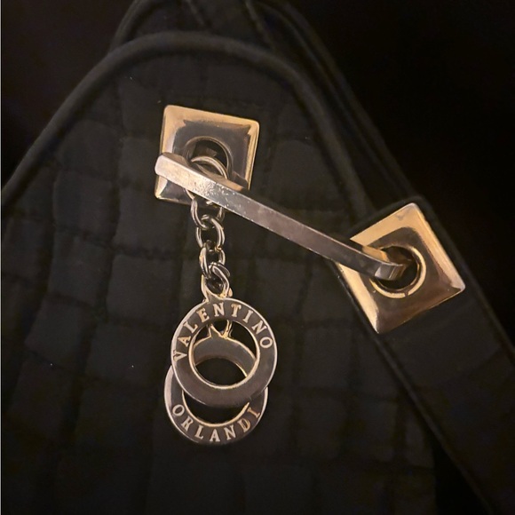 Valentino Orlandi Chic Black Quilted Handbag with Gold Accents. - Picture 5 of 13